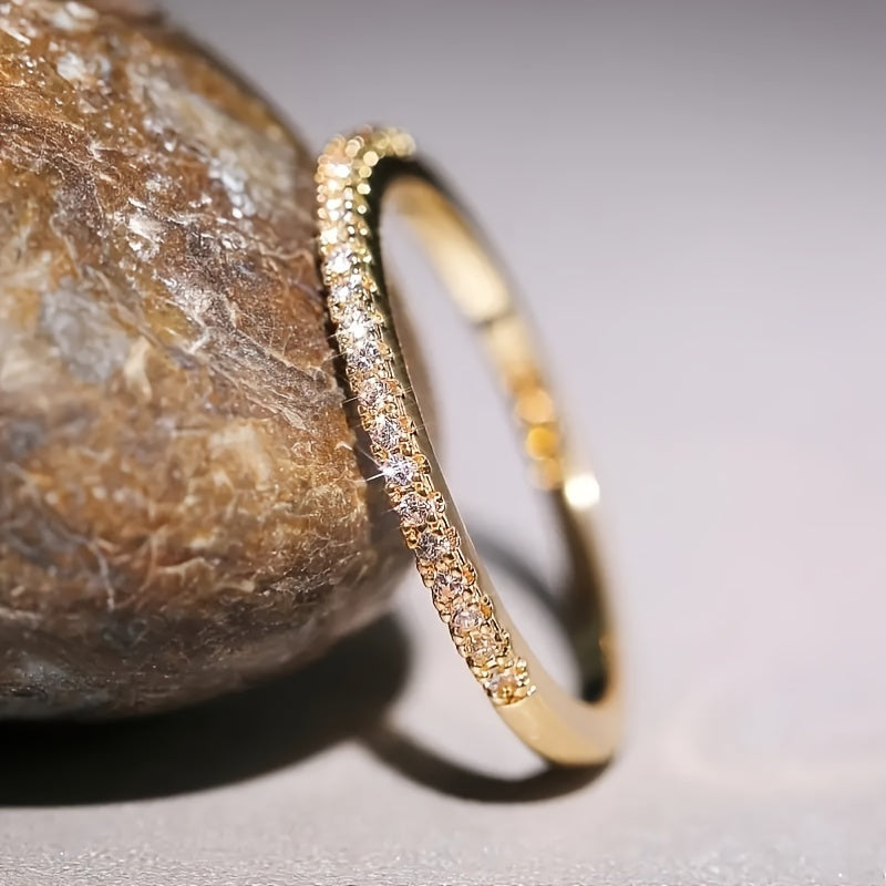 Lunvéra | Women's minimalist zirconia ring | Gold
