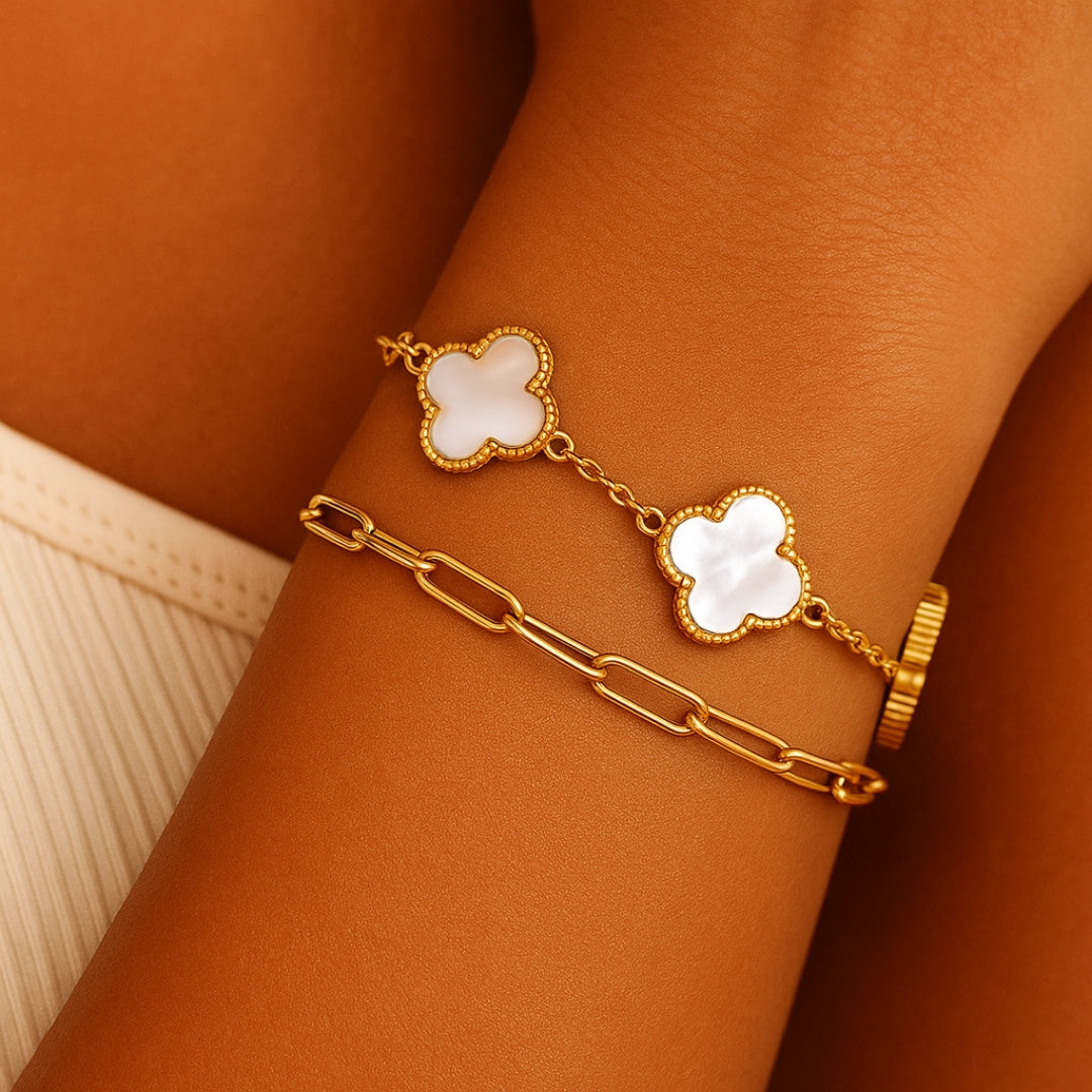 White Clover Golden Bracelet