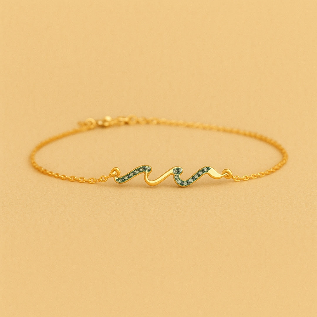 Bright Wavy Gold Bracelet