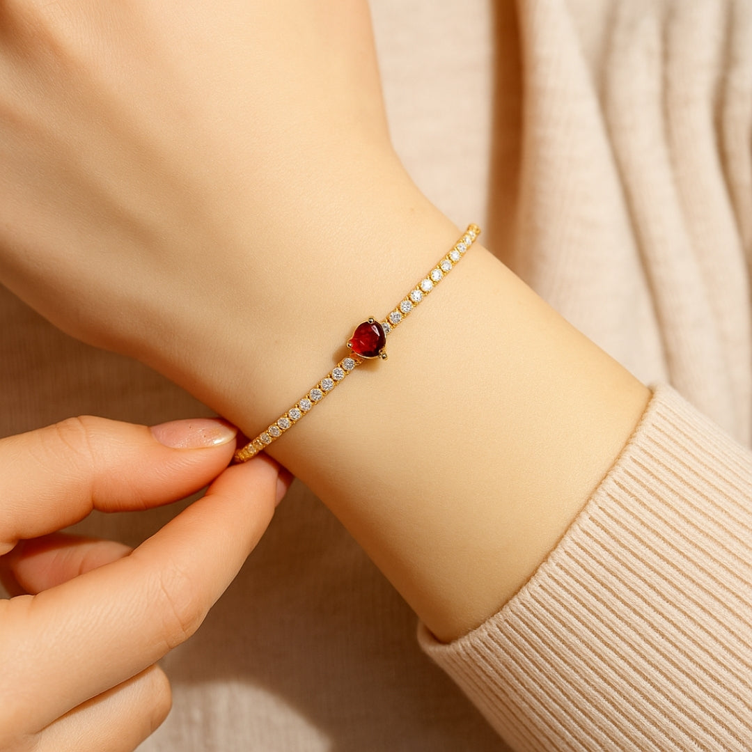 Red Heart Bright Wavy Bracelet