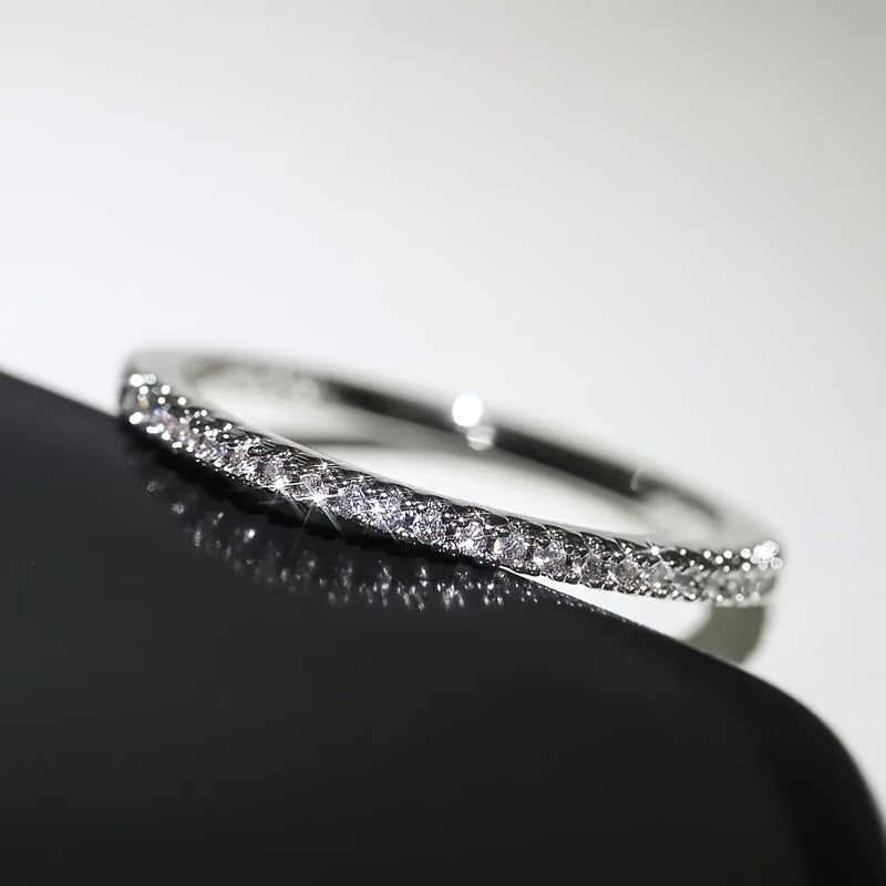 Lunvéra | Women's minimalist zirconia ring | Gold