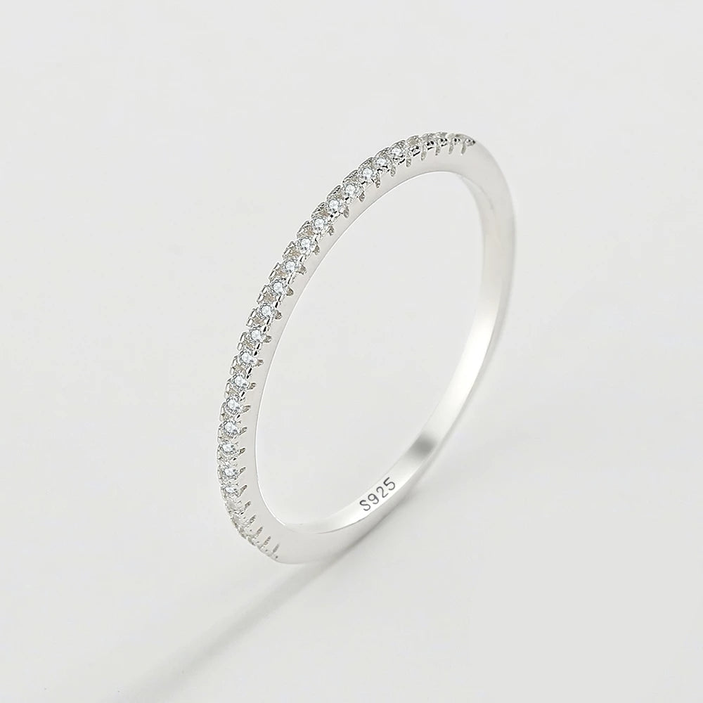 Serina | Ladies refined wedding ring with semi-circle shape | Silver