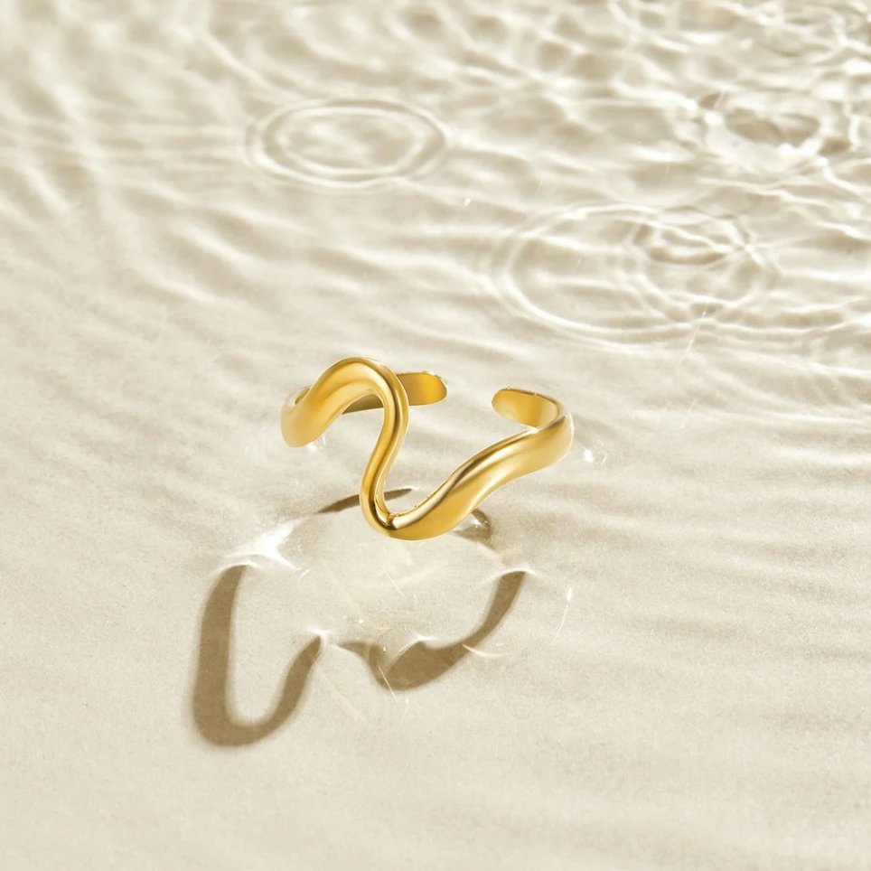 Golden Wave Ring | ring Elegant | Timeless