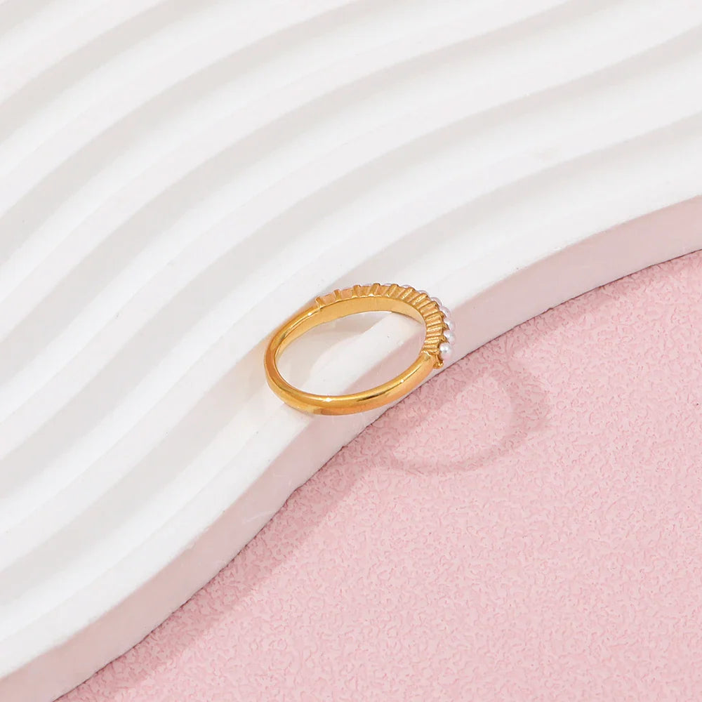 The Luna Pearl Ring