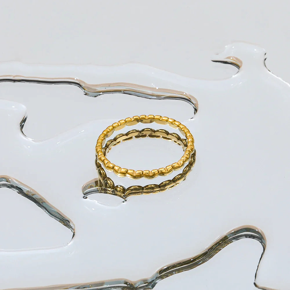 The Everly Classic Ring