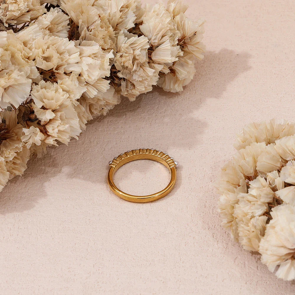 The Luna Pearl Ring