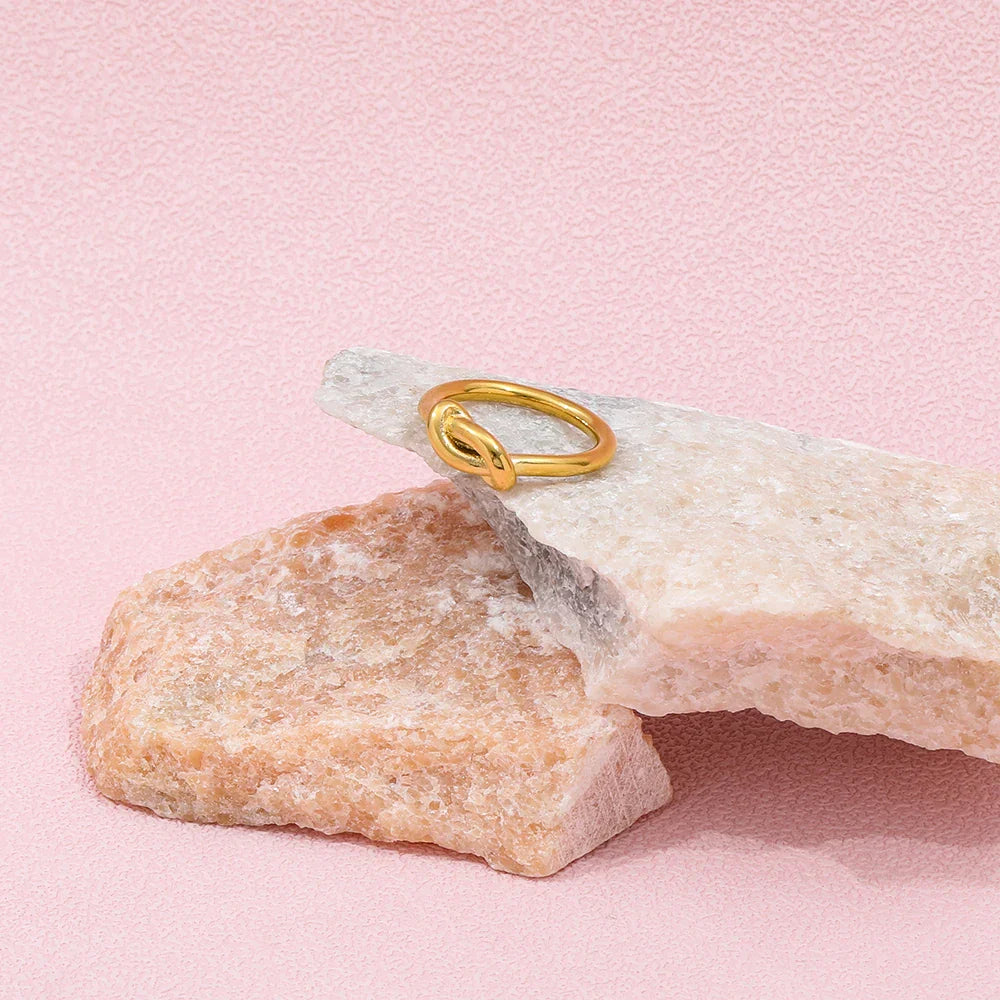 The Solace Simple Knot Ring
