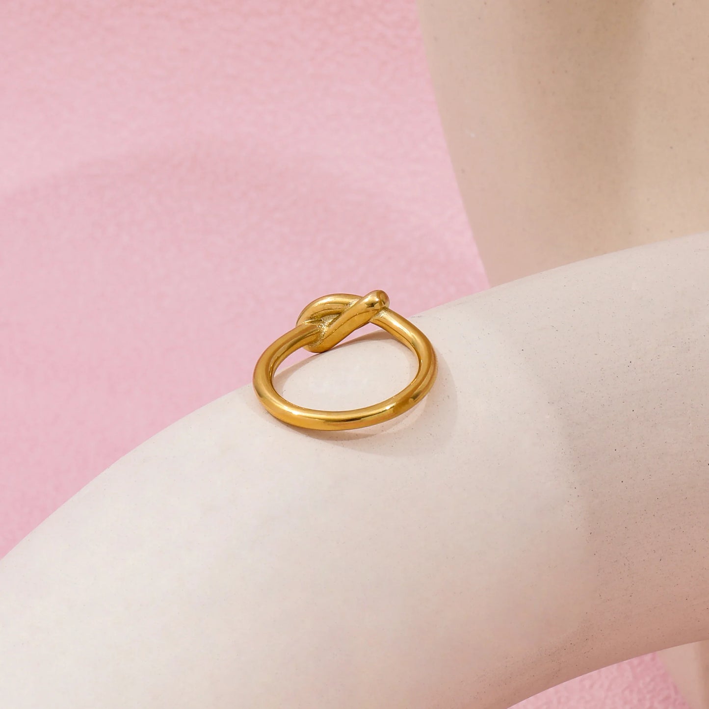 The Solace Simple Knot Ring