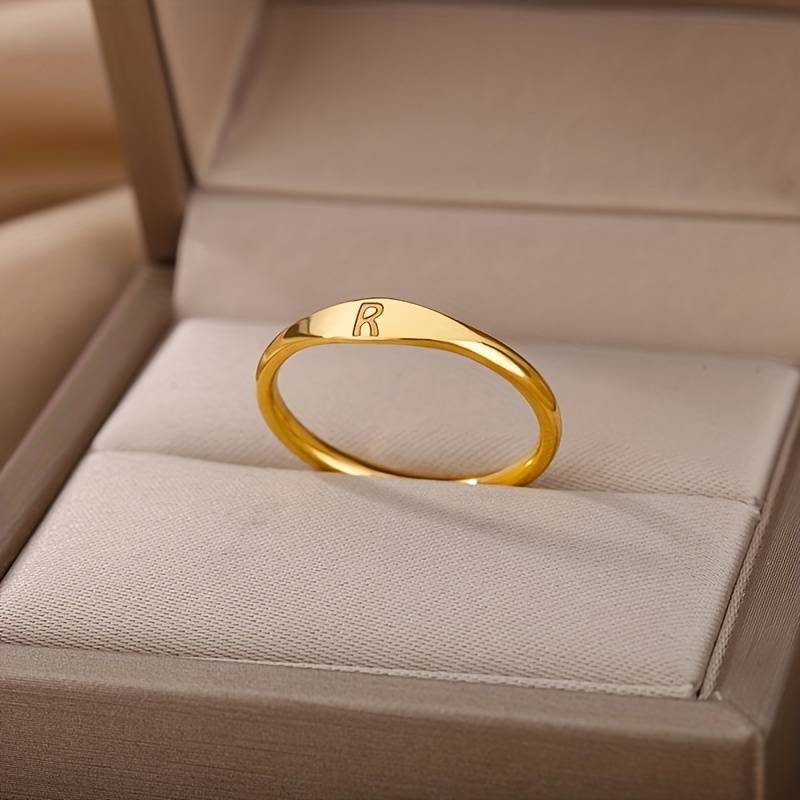 HorizonElegance | ring minimalist | engraved initial