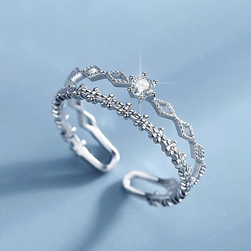 Graceful Moment | Ring Elegant | Layered Flower Design