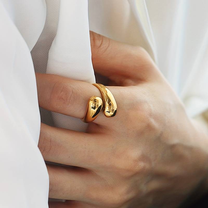 Graceful Stylish | Minimalist Ring | Timeless Elegant Touch