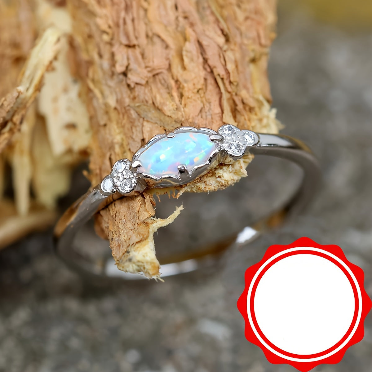 Oraya | Ladies refined opal ring | White