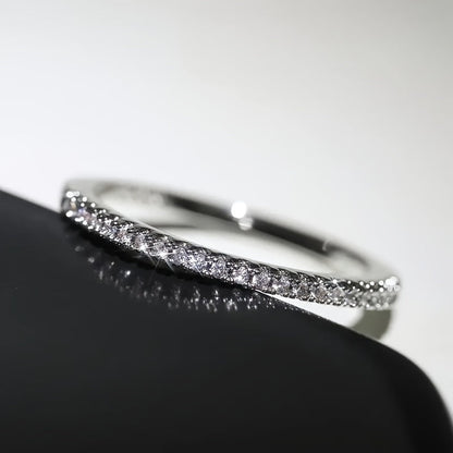 Lunvéra | Women's minimalist zirconia ring | Gold