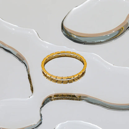 The Geometric Element Ring