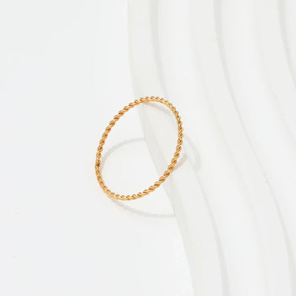 The Arlo Twist Ring