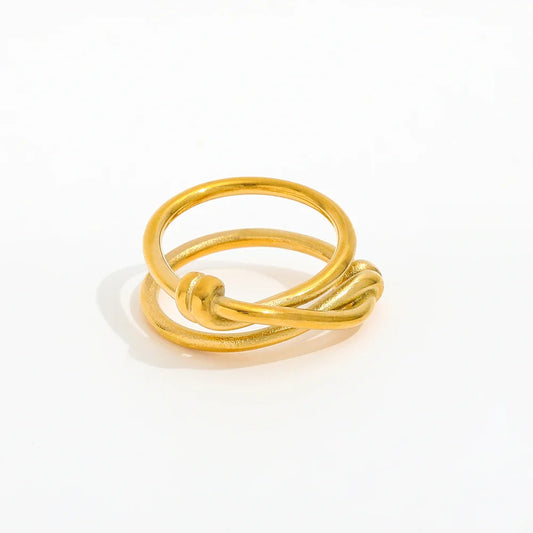 The Astra Knot Ring