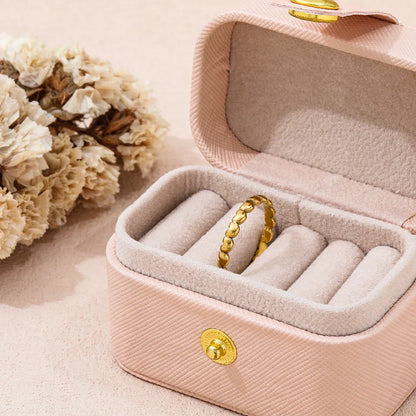 The Everly Classic Ring