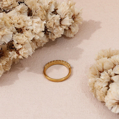 The Luna Pearl Ring