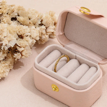 The Isla Geometric Ring