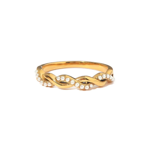 The Twist Pearl Ring
