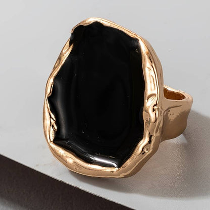 Nocturne Luxe | Timeless Ring | Mysterious Charm
