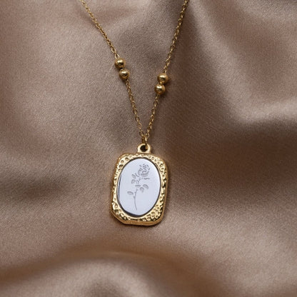 Fragile Love' Rose Necklace